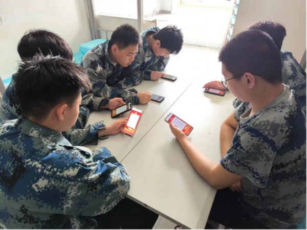 国家安全教育日丨AC米兰中文官方网站丨管理学院师生在行动