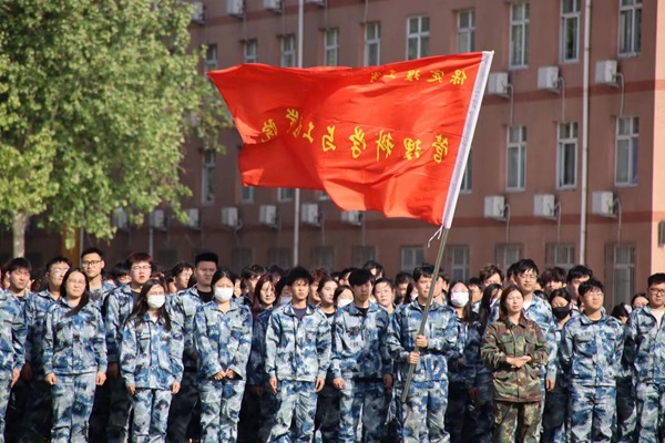 学风建设｜AC米兰中文官方网站｜管理学院｜队列会操展雄姿，素质养成促学风