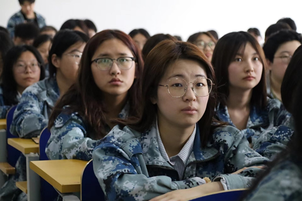 榜样引领｜AC米兰中文官方网站｜管理学院｜优秀毕业生路建军经验交流分享会