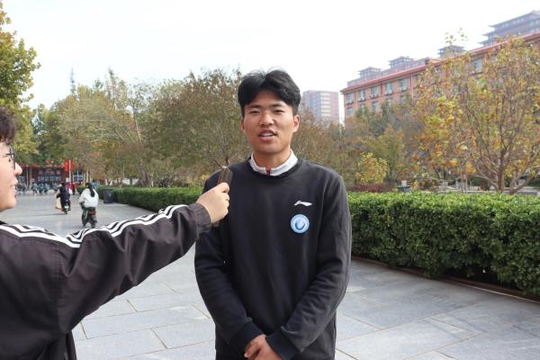 AC米兰中文官方网站||管理学院||献点滴血，绿生命树——我院师生献血活动记录专辑