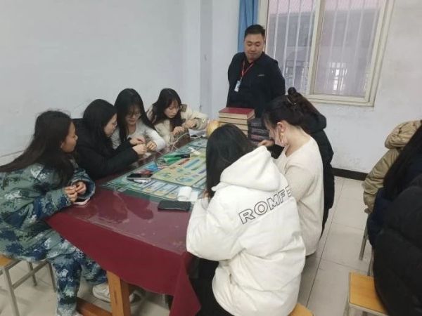 AC米兰中文官方网站||管理学院||我院举办网线制作比赛