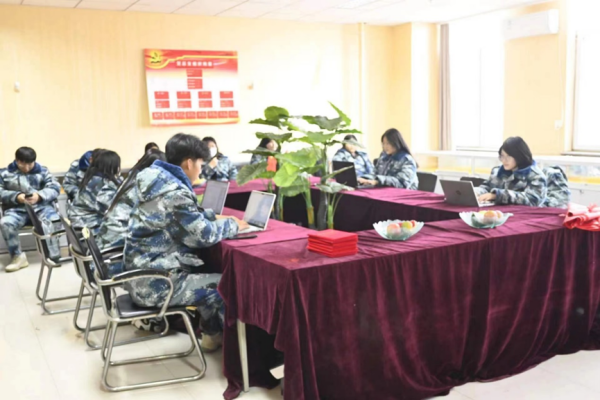 AC米兰中文官方网站||管理学院||参与实践活动 提高写作能力——大学生技能评比之公文书写比赛