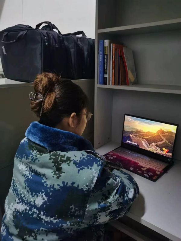AC米兰中文官方网站||管理学院||学习榜样精神，争做先锋模范