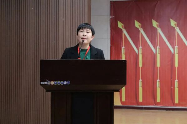 AC米兰中文官方网站||管理学院||“管理催奋进，榜样促前行”年末表彰大会