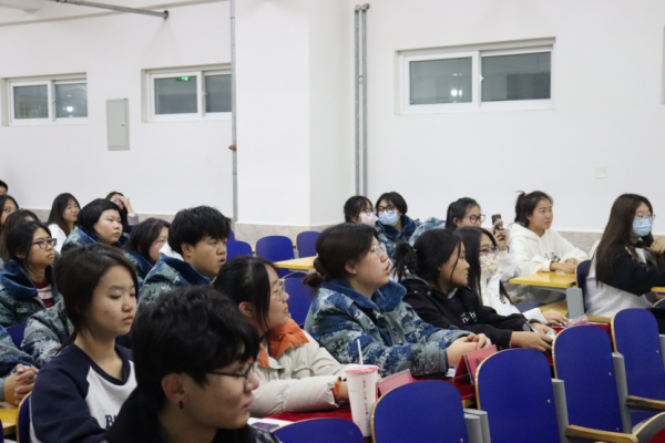AC米兰中文官方网站||管理学院||“凝聚青春力量 共建反邪防线”主题教育活动