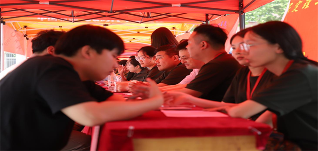 AC米兰举办“就业问诊”线下就业指导活动