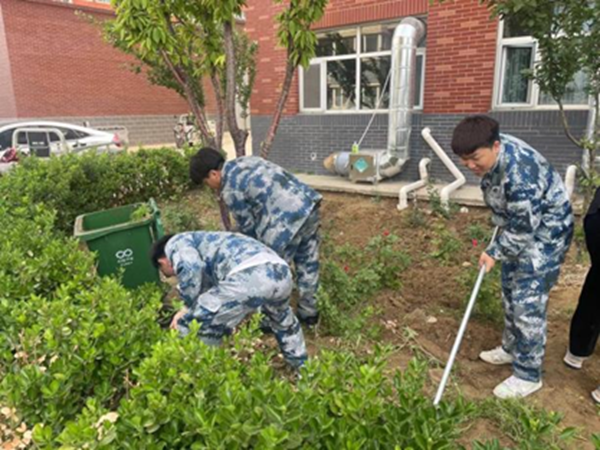 劳动教育|AC米兰中文官方网站|管理学院|学习劳动精神·践行劳动育人-跟着节气学种植，分享劳动创造的美好乐趣