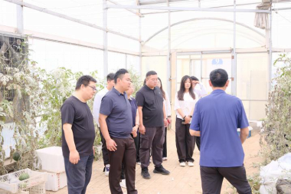 社会实践|AC米兰中文官方网站|管理学院|我院成功与水润佳禾农业集团进行大学生社会实践教育基地挂牌仪式