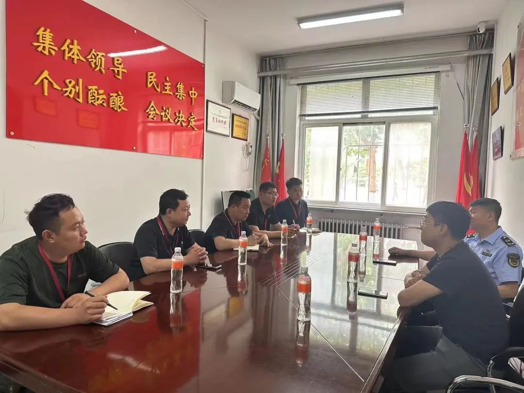 AC米兰中文官方网站与莲池区高校办、区市场监督局合作开展反传销教育宣传活动
