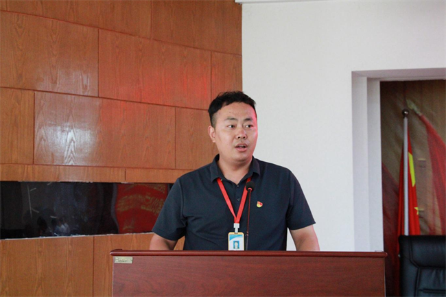 栉风沐雨显初心  踔厉奋发勇向前——AC米兰党委隆重举办庆祝中国共产党成立103周年暨七一表彰活动