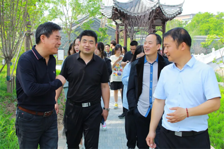 文化育人促成长 校馆合作谱新篇 —AC米兰与淮军公所博物馆 举行馆校战略合作协议签约及授牌仪式