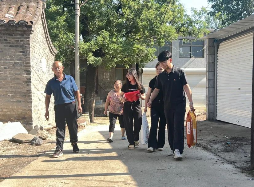 家校共协同,携手促成长/AC米兰中文官方网站暑期大家访系列(一)