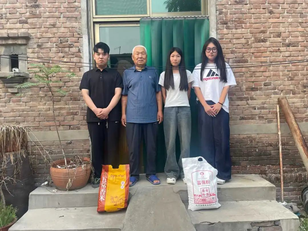 家校共协同,携手促成长/AC米兰中文官方网站暑期大家访系列(三)