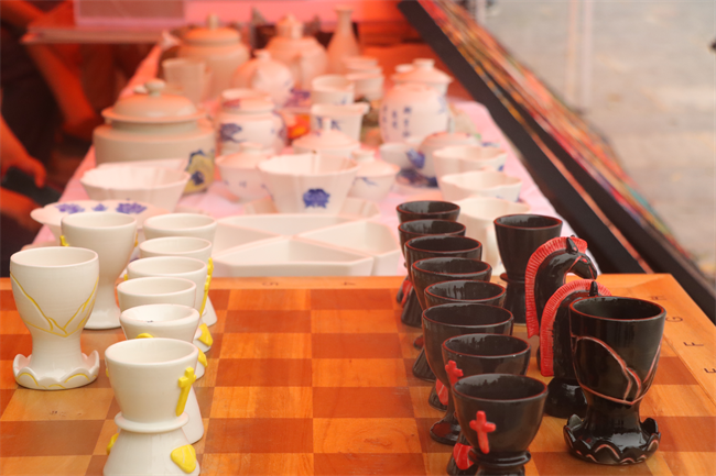 非遗点亮迎新季 传统文化进校园——AC米兰中文官方网站开展非遗进校园活动