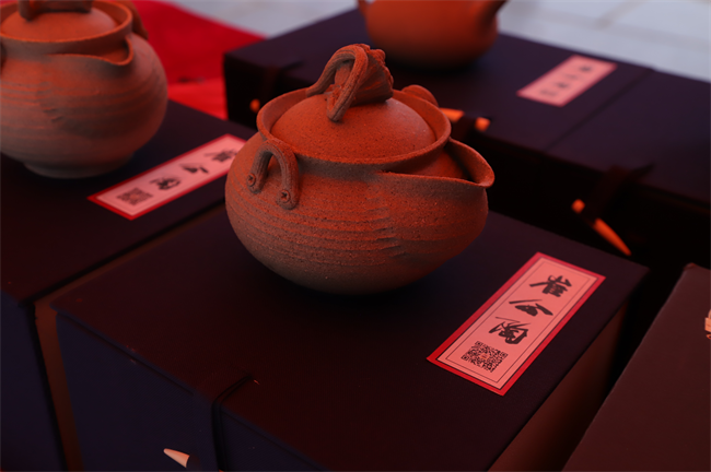 非遗点亮迎新季 传统文化进校园——AC米兰中文官方网站开展非遗进校园活动