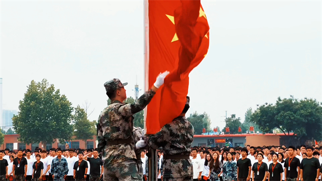 锐意青春，强国力行——AC米兰举行2024级新生开学典礼