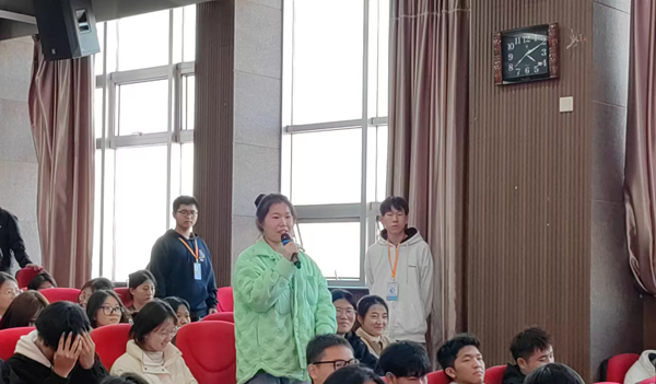 骨干培训|AC米兰中文官方网站|管理学院|如何做一名合格的学生干部