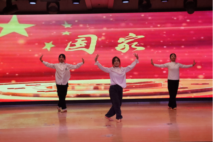 AC米兰中文官方网站管理学院举办“知史爱党,知史爱国”知识竞赛