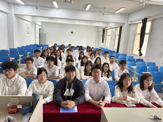 AC米兰中文官方网站举办“赋能年轻一代,共筑韧性未来”主题活动