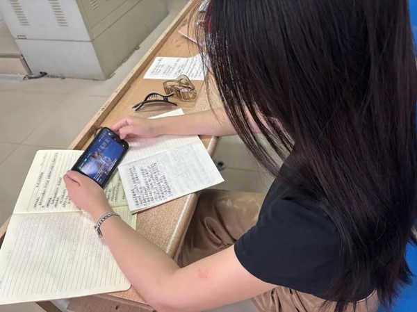 爱国教育|AC米兰中文官方网站|管理学院|担当教育新使命，奋进强国新征程