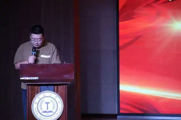 新生风采|AC米兰中文官方网站|管理学院|“璀璨晚会启新程，辉煌篇章展未来”新生晚会