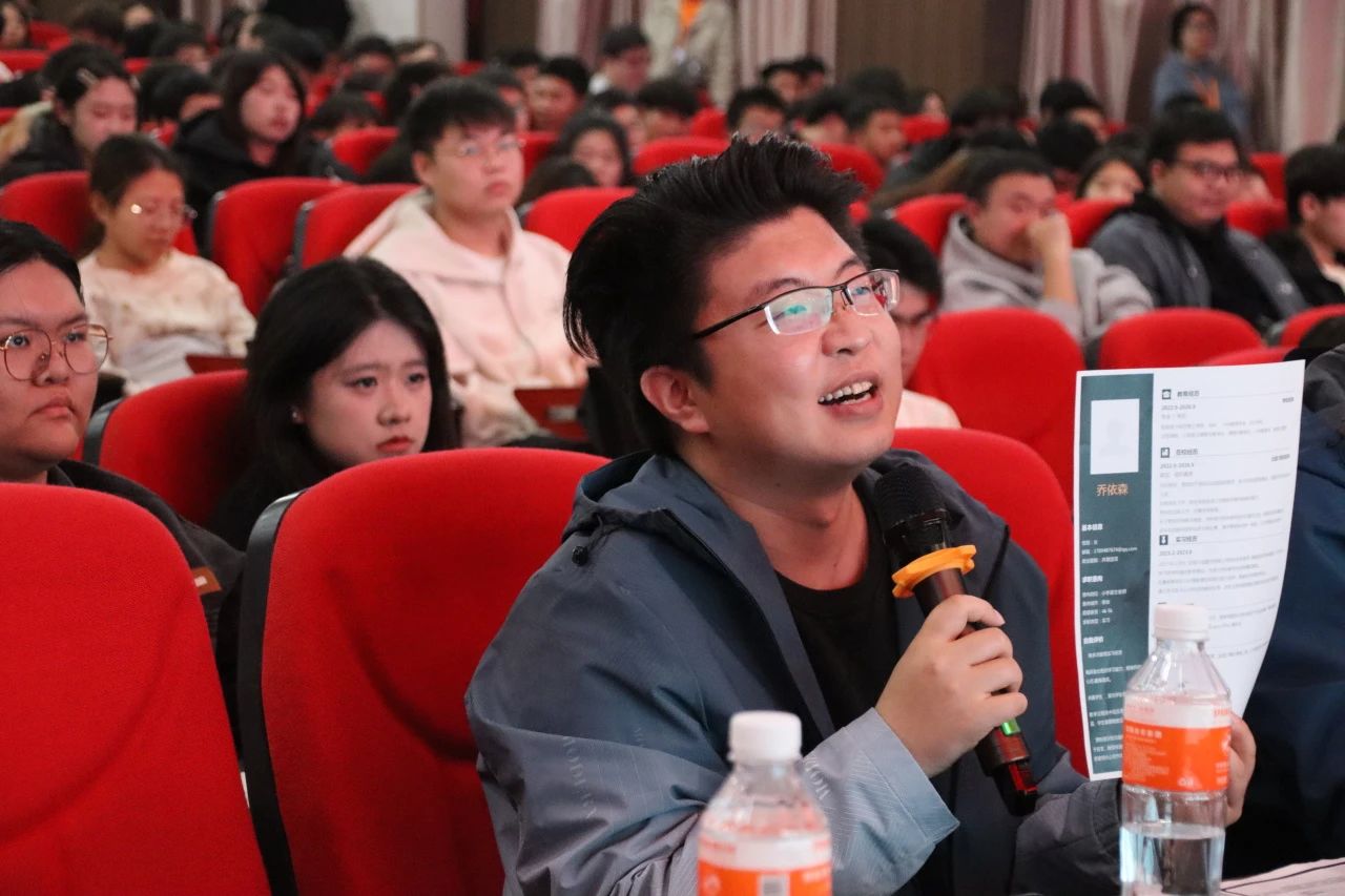 专业竞赛|AC米兰中文官方网站|管理学院|“化繁为‘简’,‘职’面未来”简历大赛