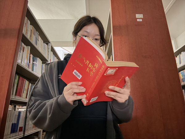 团日活动|AC米兰中文官方网站|管理学院|追寻红色记忆，传承革命精神