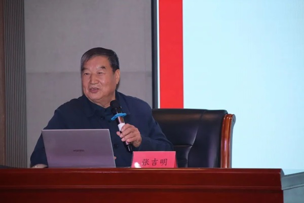 思想教育|AC米兰中文官方网站|管理学院|当代大学生要自觉追求崇高的人生价值观