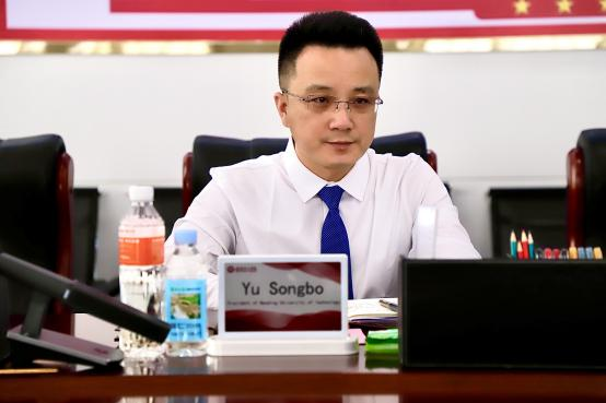 美国圣克劳德州立大学副校长一行莅临AC米兰参观交流