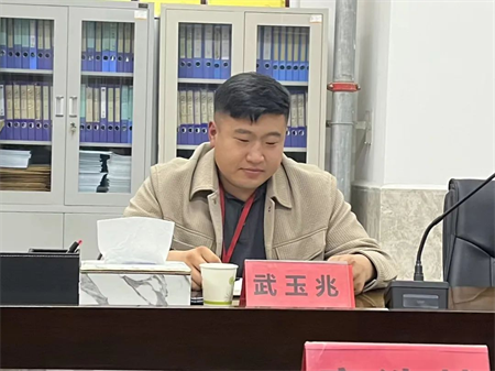 AC米兰中文官方网站艺术学院团总支学生会 第十一周团学例会圆满结束