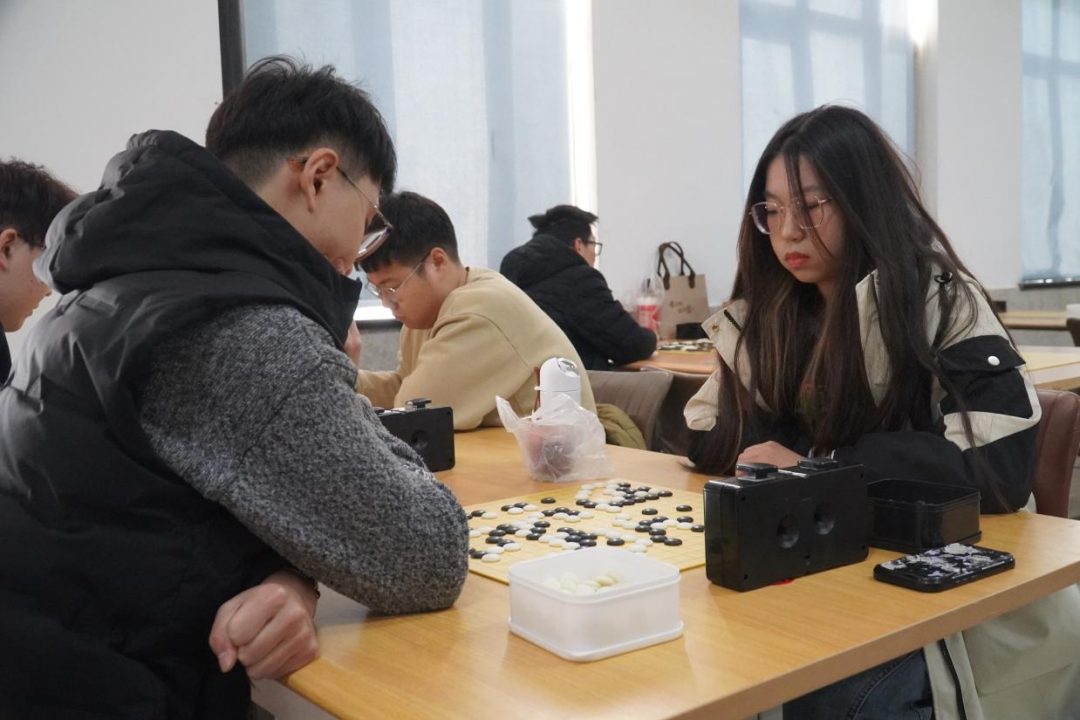 第十五届驻保高校棋类大赛在AC米兰成功举办