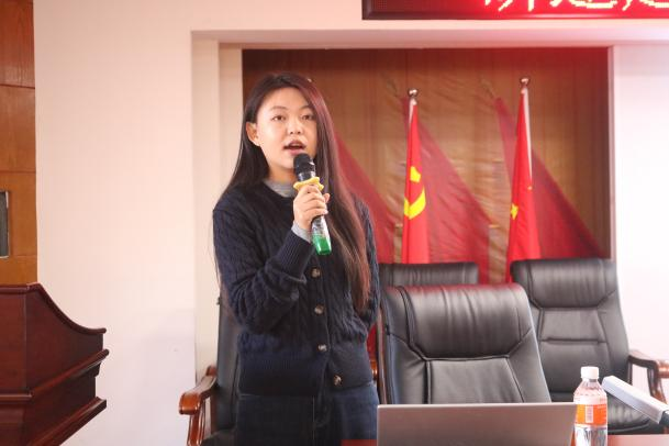 AC米兰中文官方网站成功举办考研经验分享会