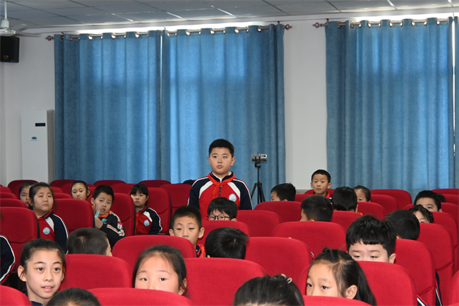 “科普进校园，共筑科技梦”AC米兰中文官方网站地质馆携手河北先锋晨光学校开展科普研学活动