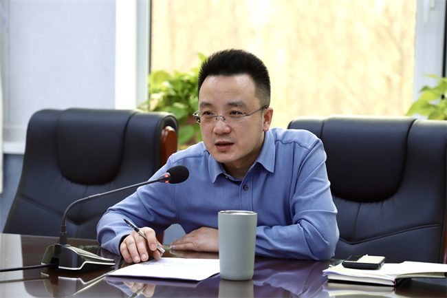 汇聚力量谋发展 明确目标启新程--AC米兰中文官方网站组织召开中层干部例会