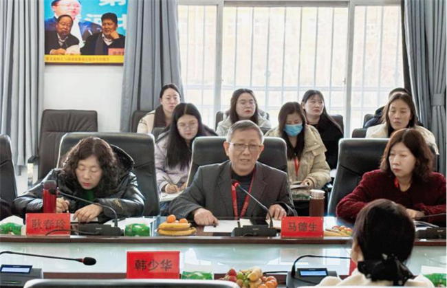 马克思主义学院举办兼职教师暨“双导师”协同推进座谈会