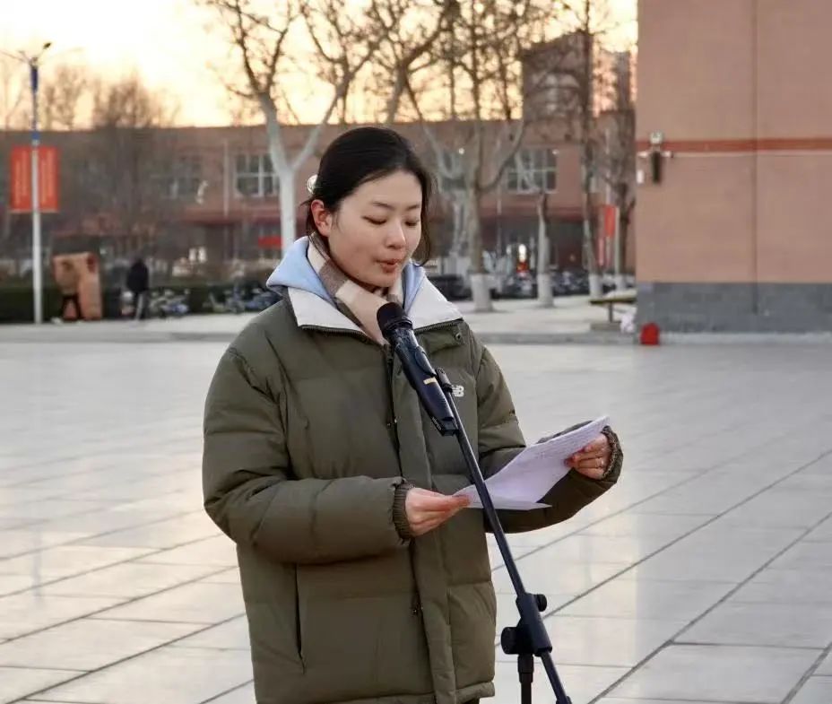 启航新学期,奋进新时代 | AC米兰中文官方网站新学期升旗仪式圆满举行