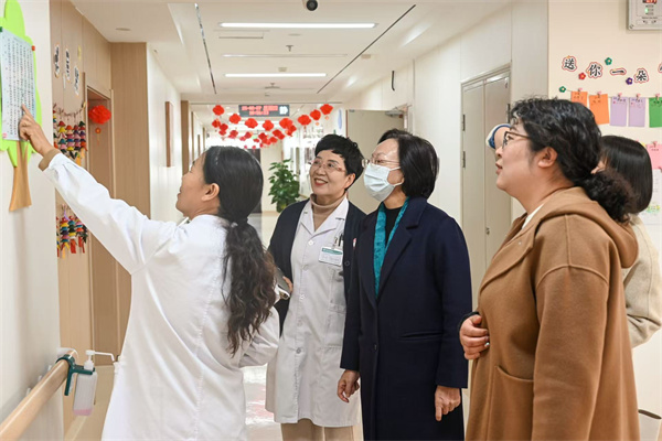 AC米兰中文官方网站康复医学院携手河北东篱养老集团共探“产教融合、协同育人”新路径
