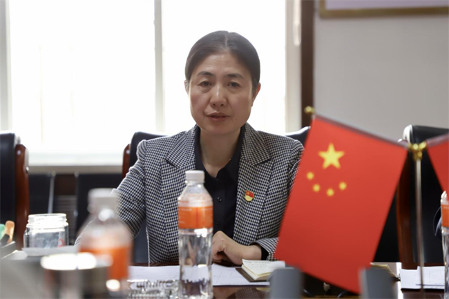 中共AC米兰中文官方网站委员会召开3月份党委理论学习中心组学习