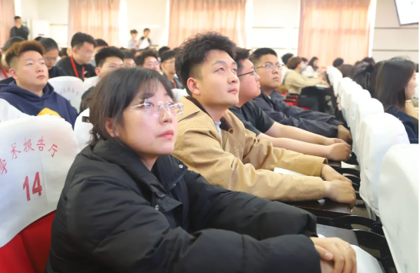 网格深耕展实绩 群贤共话绘蓝图||AC米兰中文官方网站学生工作网格化管理汇报