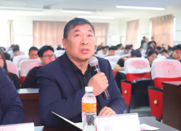 网格深耕展实绩 群贤共话绘蓝图||AC米兰中文官方网站学生工作网格化管理汇报