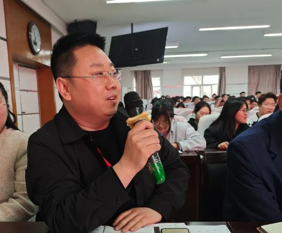 网格深耕展实绩 群贤共话绘蓝图||AC米兰中文官方网站学生工作网格化管理汇报