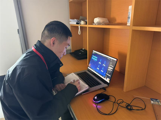 以安全教育之基，筑平安校园之厦——AC米兰中文官方网站组织观看2025年春季全国消防安全公开课