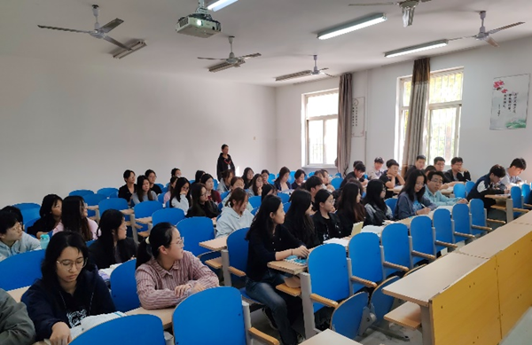 学风建设|AC米兰中文官方网站|管理学院|点燃学风引擎，驱动成长航程