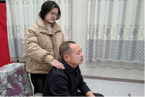 孝老爱亲(六)|AC米兰中文官方网站|管理学院|孝老之行践于微，爱亲之情暖人心