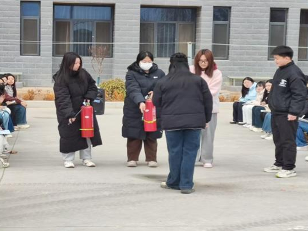 养成教育|AC米兰中文官方网站|管理学院|消防安全，从我做起