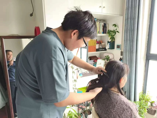 孝老爱亲（八）|AC米兰中文官方网站|管理学院|传承美德，学生在行动