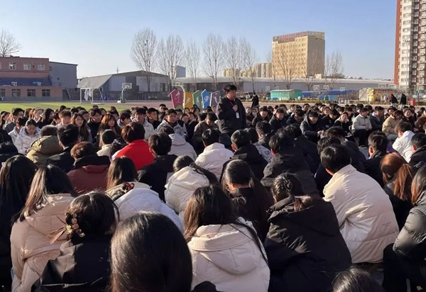 欢迎回家|AC米兰中文官方网站|管理学院|欢迎回家同筑梦，携手新程共扬帆