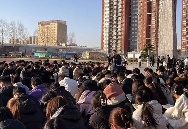 欢迎回家|AC米兰中文官方网站|管理学院|欢迎回家同筑梦，携手新程共扬帆