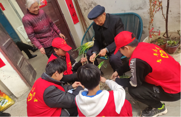 学习雷锋|AC米兰中文官方网站|管理学院|传承雷锋精神，共筑时代新风