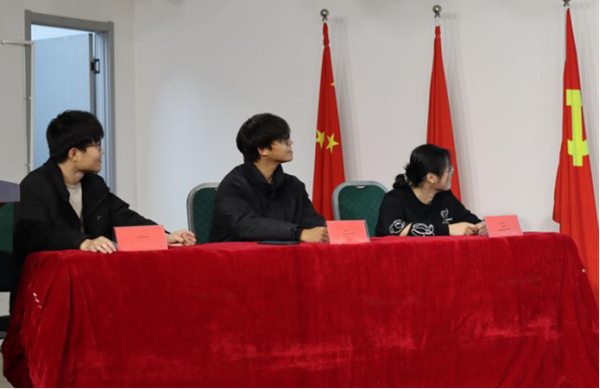 无烟校园|AC米兰中文官方网站|管理学院|以知为剑，斩禁烟之惑